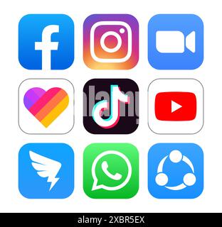Kiev, Ucraina - 29 aprile 2022: Set di icone popolari per le app dei social media: Facebook, Instagram, Zoom, Likee, TikTok, YouTube, DingTalk, WhatsApp e Shar Illustrazione Vettoriale