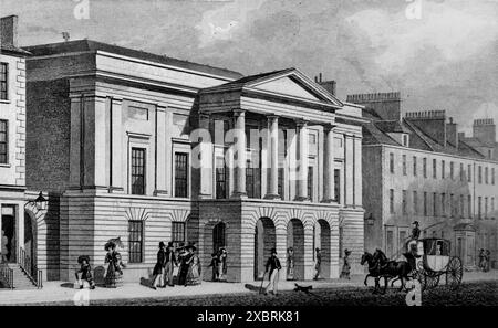 Sale riunioni, George Street, Edimburgo, incise da Un McClatchie. Questo è da un'incisione risalente al 1832 realizzata con un disegno ad acquerello di Thomas H. Shepherd (1793-1864). All'epoca, nel 1832, Guglielmo IV era re, circa cinque anni prima che la regina Vittoria salisse al trono. Questo e altri che ho nella serie sono stati utilizzati per illustrare le somiglianze architettoniche tra Atene ed Edimburgo (Scozia) e i suoi dintorni all'epoca. Nota: Alcuni degli originali erano dotati di fogliatura che potrebbe risultare leggermente più scura nelle foto. Foto Stock