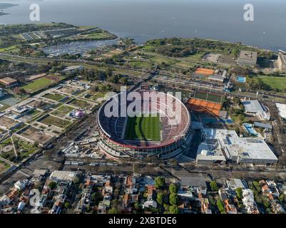 Buenos Aires, Argentina, 8 ottobre 2023: Veduta aerea dello stadio della squadra di calcio "River Plate", noto anche come stadio Antonio Vespucio Liberti Foto Stock