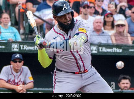 Baltimora, Stati Uniti. 13 giugno 2024. BALTIMORE, MD - 13 GIUGNO: Gli Atlanta Braves designarono il battitore Marcell Ozuna (20) in battuta durante una partita della MLB tra i Baltimore Orioles e gli Atlanta Braves, il 13 giugno 2024, all'Orioles Park a Camden Yards, a Baltimora, Maryland. (Foto di Tony Quinn/SipaUSA) credito: SIPA USA/Alamy Live News Foto Stock