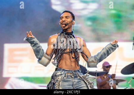 Manchester, Stati Uniti. 13 giugno 2024. Durand Bernarr durante il Bonnaroo Music and Arts Festival il 13 giugno 2024, a Manchester, Tennessee (foto di Daniel DeSlover/Sipa USA) crediti: SIPA USA/Alamy Live News Foto Stock