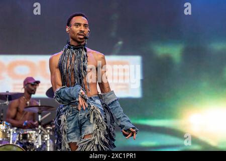 Manchester, Stati Uniti. 13 giugno 2024. Durand Bernarr durante il Bonnaroo Music and Arts Festival il 13 giugno 2024, a Manchester, Tennessee (foto di Daniel DeSlover/Sipa USA) crediti: SIPA USA/Alamy Live News Foto Stock