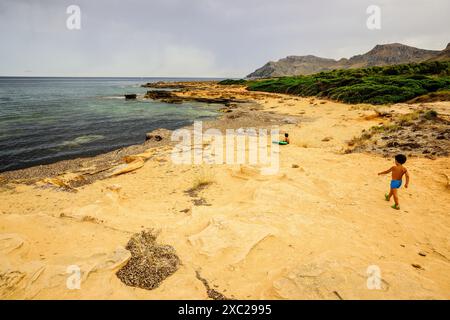 Canoni da spiaggia. Colonia di Sant Pere. Artà. Maiorca. Isole Baleari. Spagna. Foto Stock