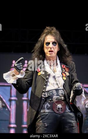 Trondheim, Norvegia. 6 giugno 2024. La cantante americana Alice Cooper esegue un concerto dal vivo durante il festival musicale norvegese Trondheim Rocks 2024 a Trondheim Foto Stock