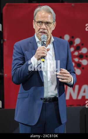 Georg Maier, Thüringer Minister für Inneres und Kommunales bei der Eröffnung der TT Finals Deutsche Tischtennis Meisterschaften in der Messehalle Erfurt *** Georg Maier, Ministro degli interni e degli affari municipali della Turingia, all'apertura delle finali TT dei Campionati tedeschi di ping pong presso il centro espositivo di Erfurt Thüringen Deutschland, Germania 20240615- DSF2992 Foto Stock