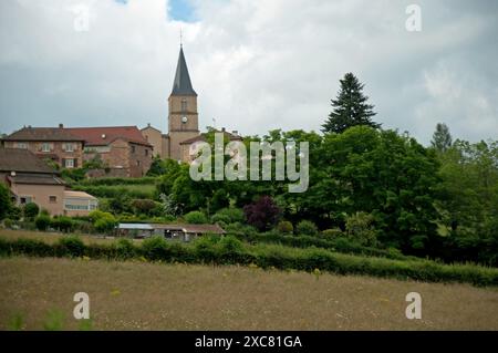 Mussy sous Dun, Saône-et-Loire; Bourgogne-Franca Contea; Francia orientale. Piccolo villaggio nella Francia orientale, famoso per il viadotto Mussy. Foto Stock