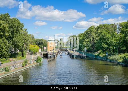 Havelschleuse, Spandau, Berlino, Deutschland Foto Stock