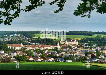 Pruntrut (Porrentruy) è una piccola città, comune politico e capitale dell'omonimo distretto nel cantone svizzero del Giura e dell'Ajoie Foto Stock