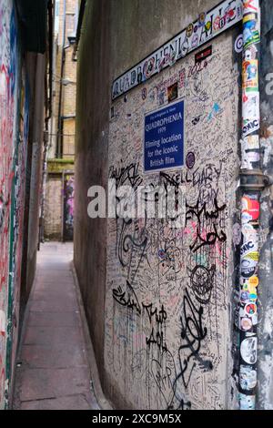 Quadrophenia Alley si trova a East Street Brighton ed è una delle location cinematografiche famose nel film cult del 1979 Quadrophenia. Foto Stock
