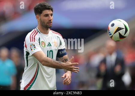 Colonia, Germania. 15 giugno 2024. Dominik Szoboszlai dell'Ungheria durante la partita dei Campionati europei di calcio allo Stadio di Colonia. Il credito per immagini dovrebbe essere: Jonathan Moscrop/Sportimage Credit: Sportimage Ltd/Alamy Live News Foto Stock