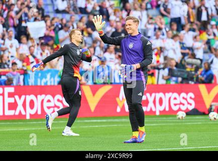 Manuel NEUER, portiere della DFB 1, Marc-Andre ter STEGEN, DFB 22 nella partita a gironi GERMANIA, Regno Unito. , . Il 14 giugno 2024 a Monaco, Germania. Fotografo: ddp Images/STAR-Images credito: ddp media GmbH/Alamy Live News Foto Stock