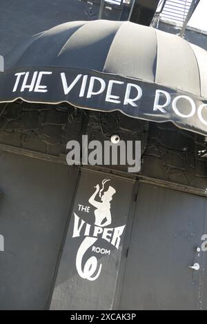 Los Angeles, California, USA 13 giugno 2024 The Viper Room on Sunset Blvd, precedentemente di proprietà di Johnny Depp, dove cantanti/musicisti The Red Hot Chili Peppers, Stone Temple Pilots, Pearl Jam, Counting Crows, Johnny Cash, Cher si esibì qui in concerti, e dove l'attore River Phoenix morì il 31 ottobre 1993 al 8852 Sunset Blvd mostrato qui il 13 giugno 2024 a Los Angeles, California, USA. Foto di Barry King/Alamy Live News Foto Stock