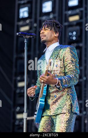 Manchester, Stati Uniti. 15 giugno 2024. Jon Batiste durante il Bonnaroo Music and Arts Festival il 15 giugno 2024, a Manchester, Tennessee (foto di Daniel DeSlover/Sipa USA) credito: SIPA USA/Alamy Live News Foto Stock