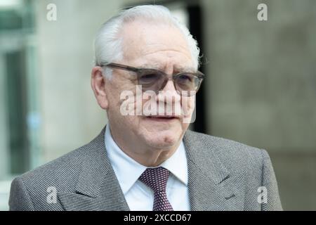 Londra, Regno Unito. 16 giugno 2024. Nella foto: L'attore Brian Cox lascia la BBC Broadcasting House dopo essere apparso come ospite a "Sunday with Laura Kuenssberg". Credito: Justin ng/Alamy Live News Foto Stock