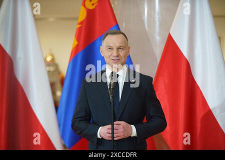 Ulan Bator, Mongolia. 26 aprile 2023. Durante la sua visita in Mongolia, il presidente polacco Duda visitò il Museo di Genghis Khan. Crediti: L.Enkh-Orgil. Foto Stock