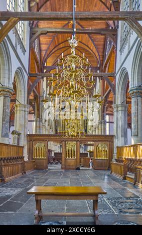 Amsterdam, Olanda - 12 agosto 2023: La navata della Chiesa Vecchia Foto Stock