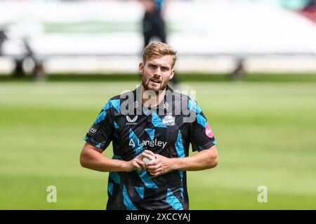 Worcester, Regno Unito. 16 giugno 2024. Adam Finch si prepara a giocare durante il Vitality T20 Blast match tra Worcestershire Rapids e Northamptonshire Steelbacks a New Road, Worcester, Regno Unito, il 16 giugno 2024. Foto di Stuart Leggett. Solo per uso editoriale, licenza richiesta per uso commerciale. Non utilizzare in scommesse, giochi o pubblicazioni di singoli club/campionato/giocatori. Crediti: UK Sports Pics Ltd/Alamy Live News Foto Stock