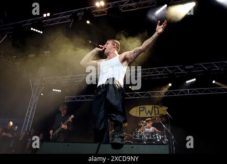 Leicestershire, Regno Unito. Domenica 16 giugno 2024. Parkway Drive si esibisce in un set segreto sul palco Dogtooth al Download Festival 2024 a Donington Park. Download è il più grande festival rock e metal del Regno Unito con una capacità di 75.000 persone. Crediti: Jon Harris/Alamy Live News Foto Stock