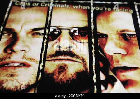 Viersen, Germania - 9 maggio. 2024: Dettaglio del poster artistico del cinema tratto dal film The Departed con Jack Nicholson, Leonardo DiCaprio, Matt Damon del 2006 Foto Stock