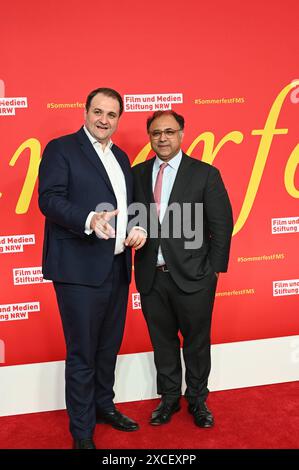 Politiker Nathanael Liminski Minister für Bundes- und Europaangelegenheiten, Internationales sowie Medien des Landes Nordrhein-Westfalen und Chef der Staatskanzlei und Walid Nakschbandi, Geschäftsführer der Film- und Medienstiftung NRW, l-r, kommt zum Sommerfest 2024 der Film- und Medienstiftung NRW, dem jährlichen Branchentreff der Film- und Medienbranche in der Wolkenburg *** politico Nathanael Liminski - Ministro degli affari federali ed europei, degli affari internazionali e dei media dello Stato della Renania settentrionale-Vestfalia e capo della Cancelleria di Stato e Walid Nakschbandi, Managing Direct Foto Stock