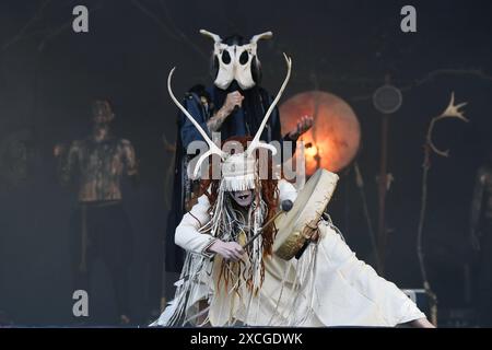 DERBY, INGHILTERRA - 14 GIUGNO 2024: Maria Franz di «Heilung» si esibisce al Download Festival di Donington Park il 14 giugno 2015 a Derby, Inghilterra. CAP/MAR ©MAR/CAP Foto Stock