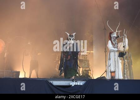 DERBY, INGHILTERRA - 14 GIUGNO 2024: Maria Franz di «Heilung» si esibisce al Download Festival di Donington Park il 14 giugno 2015 a Derby, Inghilterra. CAP/MAR ©MAR/CAP Foto Stock