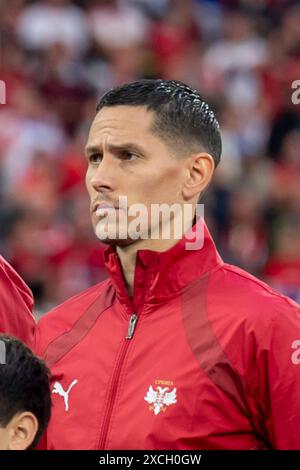 SASA Lukic (Serbia) durante la partita UEFA Euro Germany 2024 tra Serbia 0-1 Inghilterra all'Arena AufSchalke il 16 giugno 2024 a Gelsenkirchen, Germania. Crediti: Maurizio Borsari/AFLO/Alamy Live News Foto Stock