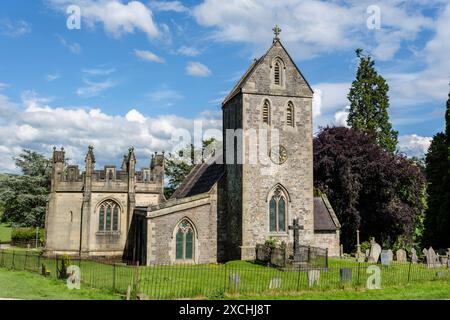 Chiesa di Santa Croce, Ilam, Parco Nazionale di Peak District, Staffordshire Foto Stock