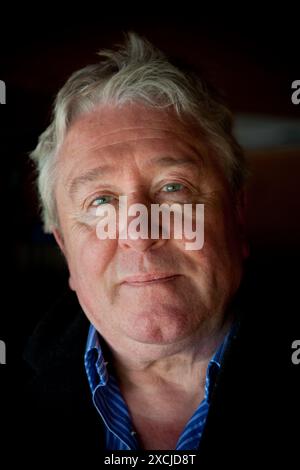 John Sullivan - Creatore di Only Fools and Horses, fotografato nella sua Essex Home. Foto Stock