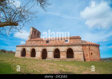 Santa Maria de tiermes chiesa. Tiermes, Soria provincia, Castilla Leon, Spagna. Foto Stock