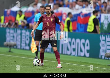 FRANCOFORTE, GERMANIA - 17 GIUGNO: Il Belgio Yannick Carrasco controlla la palla durante la partita del gruppo e - UEFA EURO 2024 tra Belgio e Slovacchia al Deutsche Bank Park il 17 giugno 2024 a Francoforte, Germania. (Foto di Joris Verwijst/Agenzia BSR) credito: Agenzia BSR/Alamy Live News Foto Stock