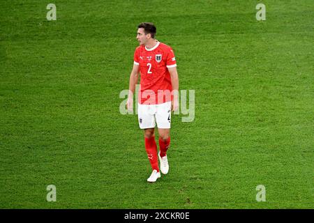 Duesseldorf, Germania. 17 giugno 2024. Calcio, UEFA Euro 2024, Campionato europeo, turno preliminare, gruppo D, giorno 1, Austria - Francia, Düsseldorf Arena, Maximilian Wöber dell'Austria. Crediti: Fabian Strauch/dpa/Alamy Live News Foto Stock