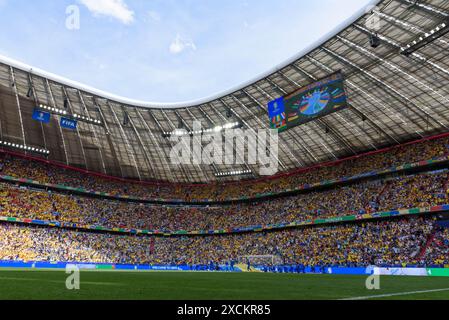 Monaco, Germania. 17 giugno 2024. Monaco di Baviera, Germania, 17 giugno 2024: Generla vedrà il cielo e il roff dell'Arena di Monaco prima della partita di calcio UEFA EURO 2024 del gruppo e tra Romania e Ucraina all'Arena di Monaco, Germania. (Sven Beyrich/SPP) credito: SPP Sport Press Photo. /Alamy Live News Foto Stock