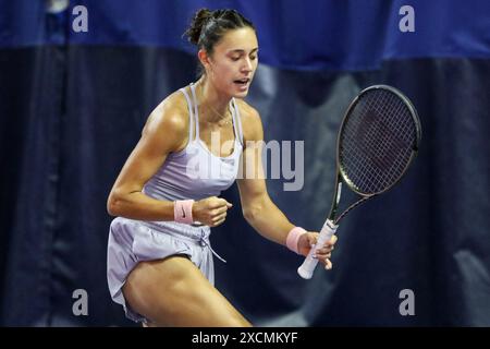 Ilkley, Regno Unito. 17 giugno 2024. Ilkley Tennis Club, Inghilterra, 17 giugno 2024: Mariam Bolkvadze durante la partita W100 Ilkley contro Naiktha Bains all'Ilkley Tennis Club il 17 giugno 2024. (Sean Chandler/SPP) credito: Foto SPP Sport Press. /Alamy Live News Foto Stock