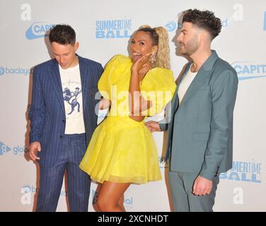 Chris Stark, Kemi Rodgers e Jordan North al Capital FM Summertime Ball 2024, Wembley Stadium, Wembley, domenica 16 giugno 2024 a Londra, Inghilterra Foto Stock