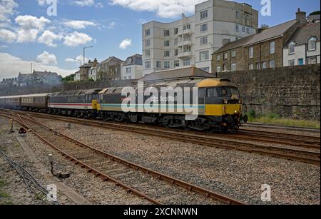 Cornish Riviera Statesman, da Nantwich a Penzance e Return organizzato da Statesman Rail, operatore Locomotive Services Group (2 diesel Classe 47) Foto Stock