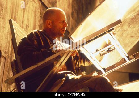 Dodici scimmie anno : 1995 USA Direttore : Terry Gilliam Bruce Willis Foto Stock