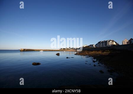 Francia, Bretagna, parte meridionale del dipartimento Finistère, Concarneau, Boulevard Bougainville, Foto Stock