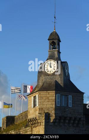 Francia, Bretagna, parte meridionale del dipartimento Finistère, Concarneau, campanile della Ville Close, Foto Stock