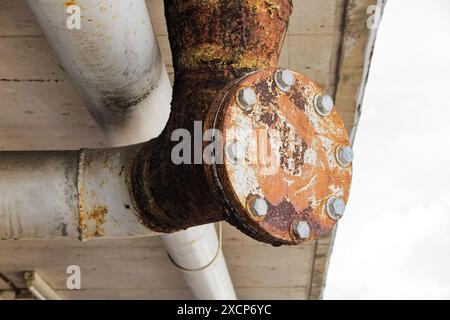 Ruggine di metalli. Corrosione del metallo. Ruggine e corrosione nella saldatura. Ruggine corrosiva su vecchio ferro, grunge ruggine texture. Foto Stock