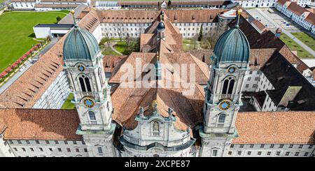 Einsiedeln, Svizzera, 17 marzo 2024: Veduta dall'alto del Monastero di Einsiedeln. Il comune di Einsiedeln è un luogo di pellegrinaggio. (Foto di AN Foto Stock