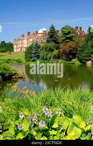 BIBLIOTECA FOTOGRAFICA PPL - COPYRIGHT RISERVATO Sandringham House and Gardens, CREDITO FOTOGRAFICO Norfolk: Dave Porter/PPL Tel; +44(0)1243 555561 e-mail: ppl@mistral. Foto Stock