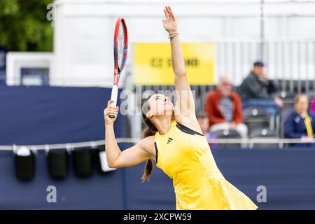 Ilkley, Regno Unito, 18 giugno 2024, Elena Gabriela RUSE vs Yuriko Lily MIYAZAKI presso l'Ilkley Lawn Tennis and Squash Club, credito Aaron Badkin/Alamy Live News. Foto Stock