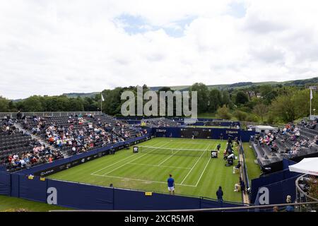 Ilkley, Regno Unito, 18 giugno 2024, Richard GASQUET vs Mattia BELLUCCI wide shot all'Ilkley Lawn Tennis and Squash Club, credito Aaron Badkin/Alamy Live News. Foto Stock