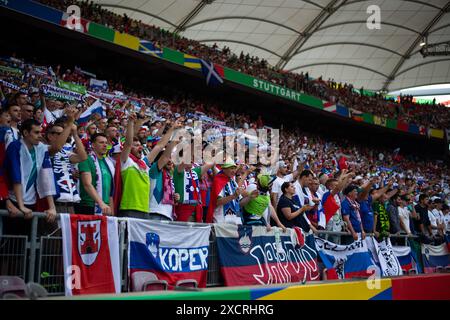 Fans von Slowenien, GER, Slovenia (SVN) vs Danimarca (DEN), Fussball Europameisterschaft, UEFA EURO 2024, gruppo C, 1. Spieltag, 16.06.2024 foto: Eibner-Pressefoto/Michael Memmler Foto Stock