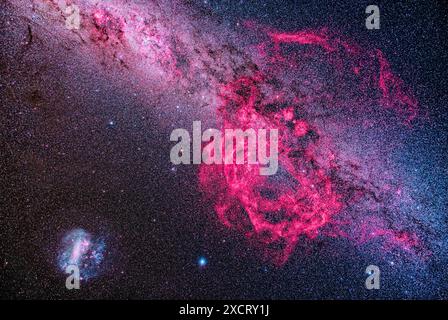 Questa è una cornice della vasta Nebulosa delle Gum nella via Lattea meridionale, che si estende sulle costellazioni di Vela e Puppis. È elencato come oggetto #1 Foto Stock