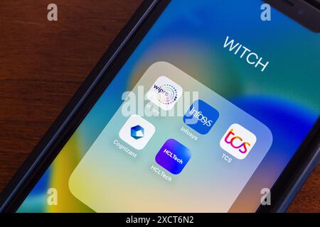 Le principali aziende IT indiane, Wipro, Infosys, Tata Consultancy Services (TCS), Cognizant e HCL Technologies, viste in un iPhone Foto Stock