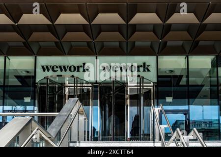 I nuovi uffici WeWork nella Central Plaza in Dame Street, Dublino, Irlanda. Foto Stock