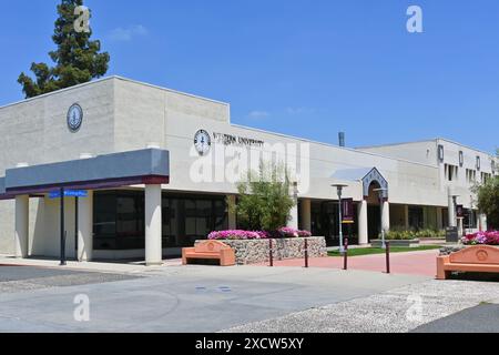 POMONA, CALIFORNIA - 18 MAGGIO 2024: La Western University of Health Sciences è un'università medica privata a Pomona, California. Foto Stock