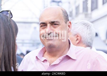 Roma, Italia. 18 giugno 2024. L'ex presidente della regione Lazio Nicola Zingaretti partecipa alla manifestazione contro il governo italiano in Piazza Santi Apostoli a Roma (foto di Matteo Nardone/Pacific Press/Sipa USA) crediti: SIPA USA/Alamy Live News Foto Stock